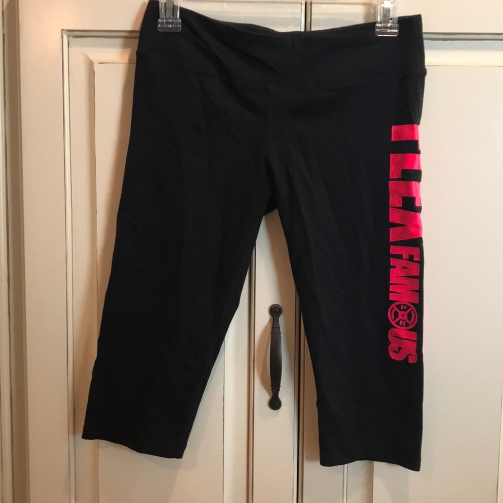 Flex Till You’re Famous Capri leggings FTYF